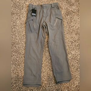 NWT Men's Cargo Pants, Size L